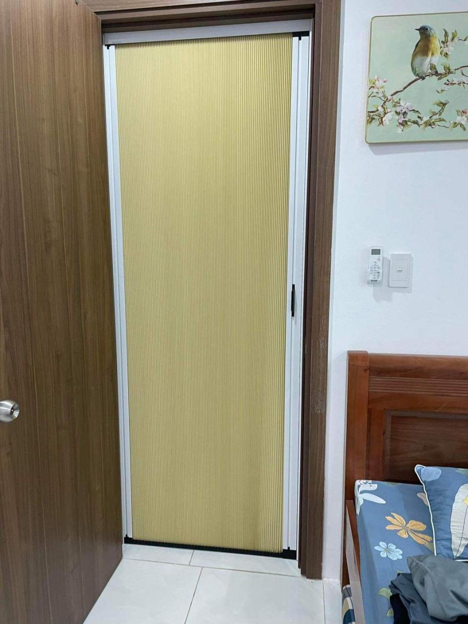 Rèm vách ngăn tổ ong không ray ghép cánh Rèm vách ngăn tổ ong không ray ghép cánh