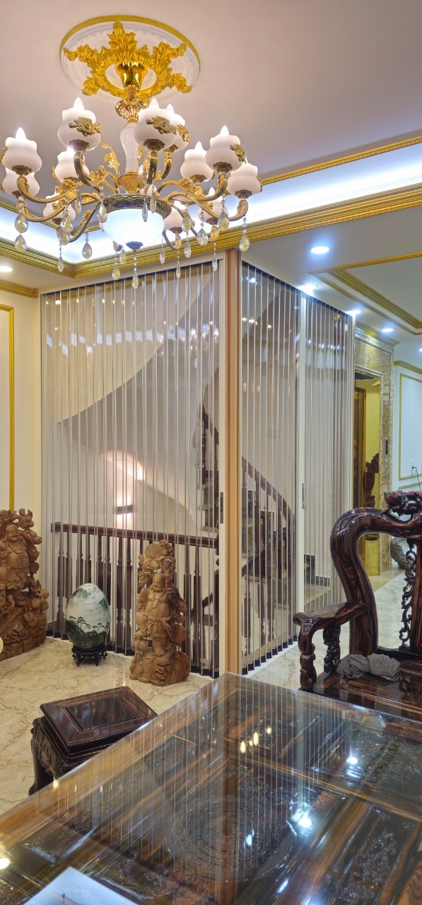 Rèm vách ngăn xếp lá nhựa trong suốt Rèm vách ngăn xếp lá nhựa trong suốt