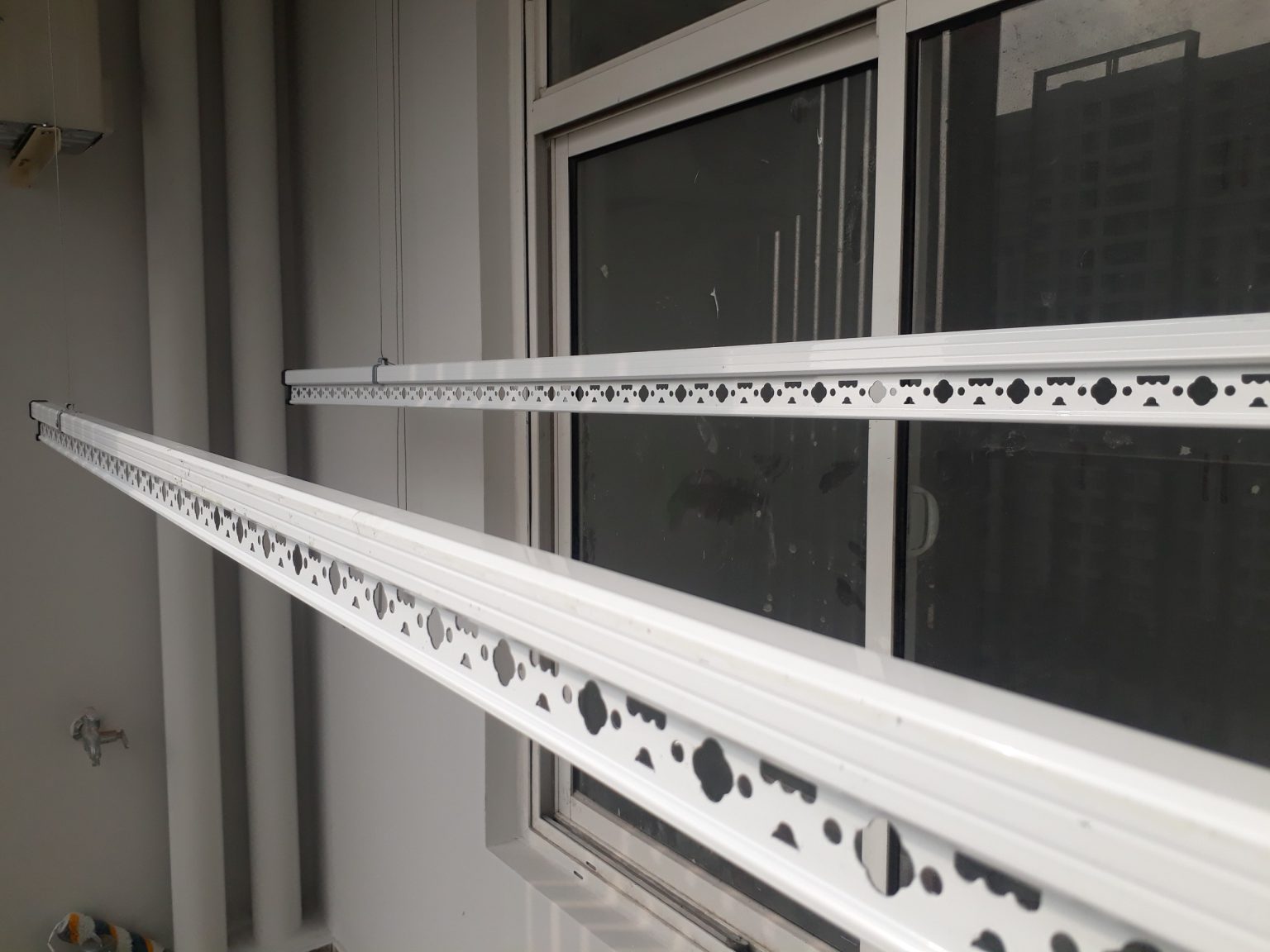 Giàn phơi quần áo thông minh 999HD 3 Giàn phơi quần áo thông minh 999HD 3